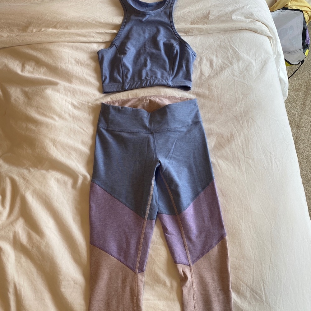Outdoor Voices workout set, pastel colors, XS